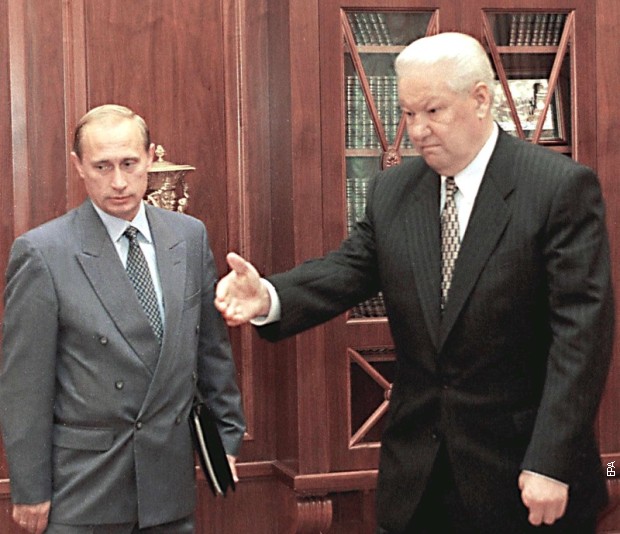 Руски председник Борис Јељцин и шеф за националну безбедност Владимир Путин, 24. августа 1998.