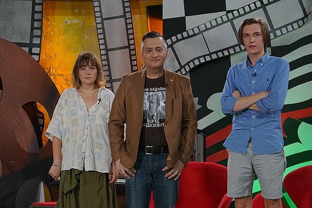 Маша Миљковић и Марко Новаковић са глумцем Павлом Чемерикићем