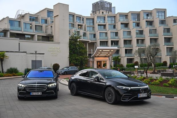 Прва САТ-ова патрола на струју