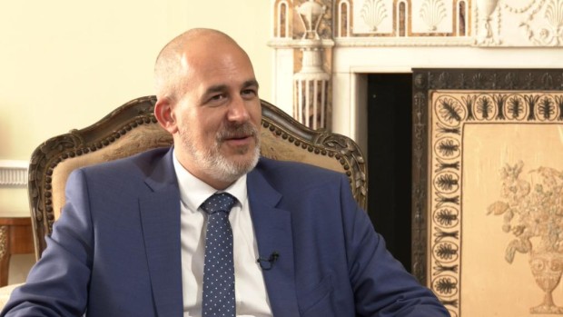 Др Александар Крстић, Универзитетска болница у Даблину