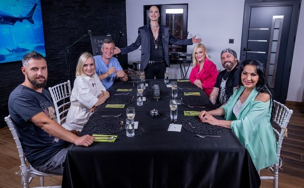 Екипа Бибер