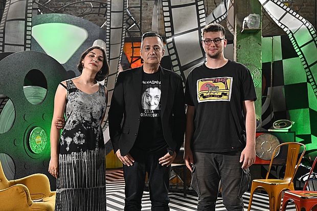 Марко Новаковић и Милица Спасојевић са директором фотографије Филипом Стојановићем