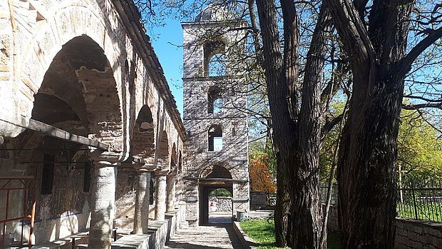 Manastir Sv. Jovana Krstitelja u Moskopolju Manastir Sv. Jovana Krstitelja u Moskopolju