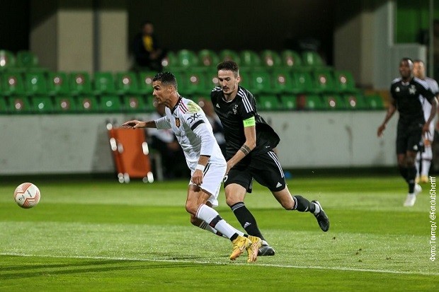 Kapiten Stjepan Radeljić u duelu sa Kristijanom Ronaldom