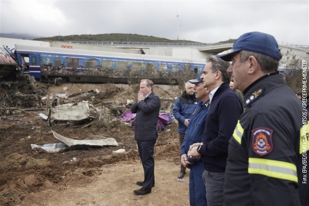 Grčki ministar infrastrukture i transporta Kostas Karamanlis podneo je ostavku.
