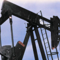 Појефтинила нафта