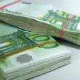 Раст девизних резерви
