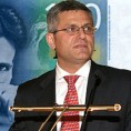 Због светске кризе скупљи стамбени кредити