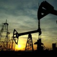 Производња нафте смањена за 1.5 милиона барела дневно