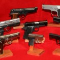 Заплењена већа количина оружја, тројица приведена