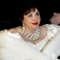 Елизабет Тејлор: Успела операција срца