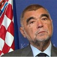Месић: Додик наставља Милошевићеву политику