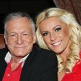 Хју Хефнер раскинуо са близнакињама