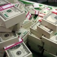 Долар јача, нафта све јефтинија