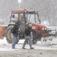 Јаки ветрови паралисали Словенију и Хрватску