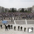 Грчка и даље у блокади