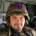 Дипломата са тангама на шлему