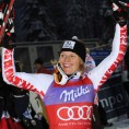 Шилд славила у Левију