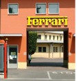 "Фијат" планира продају "Ферарија"
