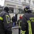 Амбасаде поново у страху