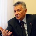 НС: Наставак хајке на Илића