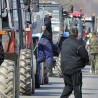 Сељаци опет блокирали путеве
