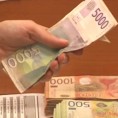 Повећање априлских плата и пензија