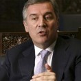 Реакције на Ђукановићеву изјаву 