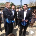 Оживљавају градилишта 