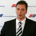 СНС: Влада уништава српску привреду