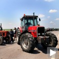 Странке различито о протестима