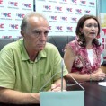 НС: Влада купује социјални мир