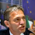 Дежер: Вруће лето за Србију