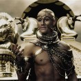 Стиже нових „300“