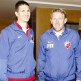 Роби враћа Вилоту?