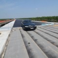 Пробна вожња преко моста на Бешки