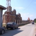 Срби против изградњe моста