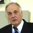 Конузин: Србију уцењују Косовом