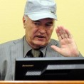 Младићу једно суђење