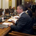 Опозиција тражи нову седницу 