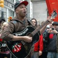 Морелу награда за учешће на протесту