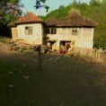 Задња кућа, Србија