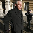 Санадер тражи посланичку пензију