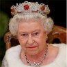 Британска краљица честитала празник