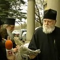 Бугарски митрополит ударио новинарку