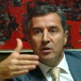 Протест или манипулација?