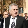 СНС против тржишта моћника