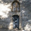 Косово, спрејом по црквама
