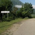 Кријумчар рањен на граници