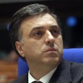 Вујановић: Вратити држављанство Поповићу